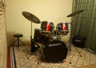 Bateria en aula de música