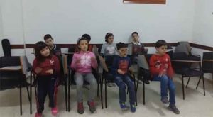 Niños en clase de música