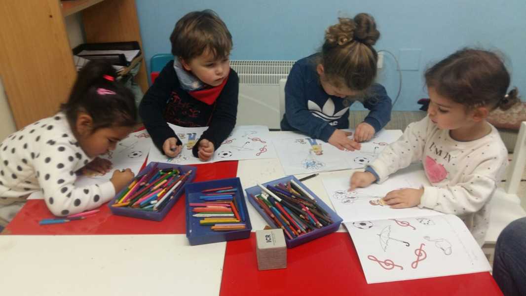 Els nostres alumnes petits aprenen la clau de Sol