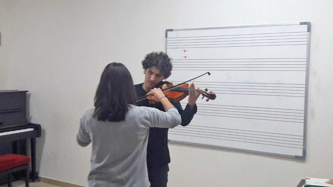 escuela_emar_ violin_001