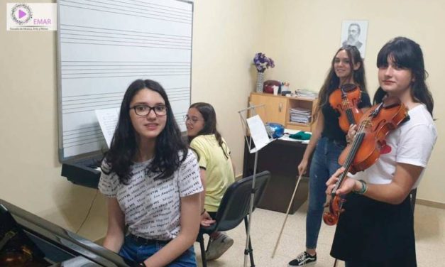 Clases de Piano, VIolín, Percusión, Canto…